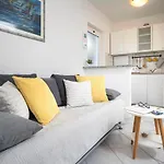 Apartments Bogdanic